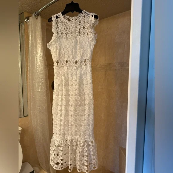 Petal & Pup White Floral Lace Midi Dress - Picture 3 of 7